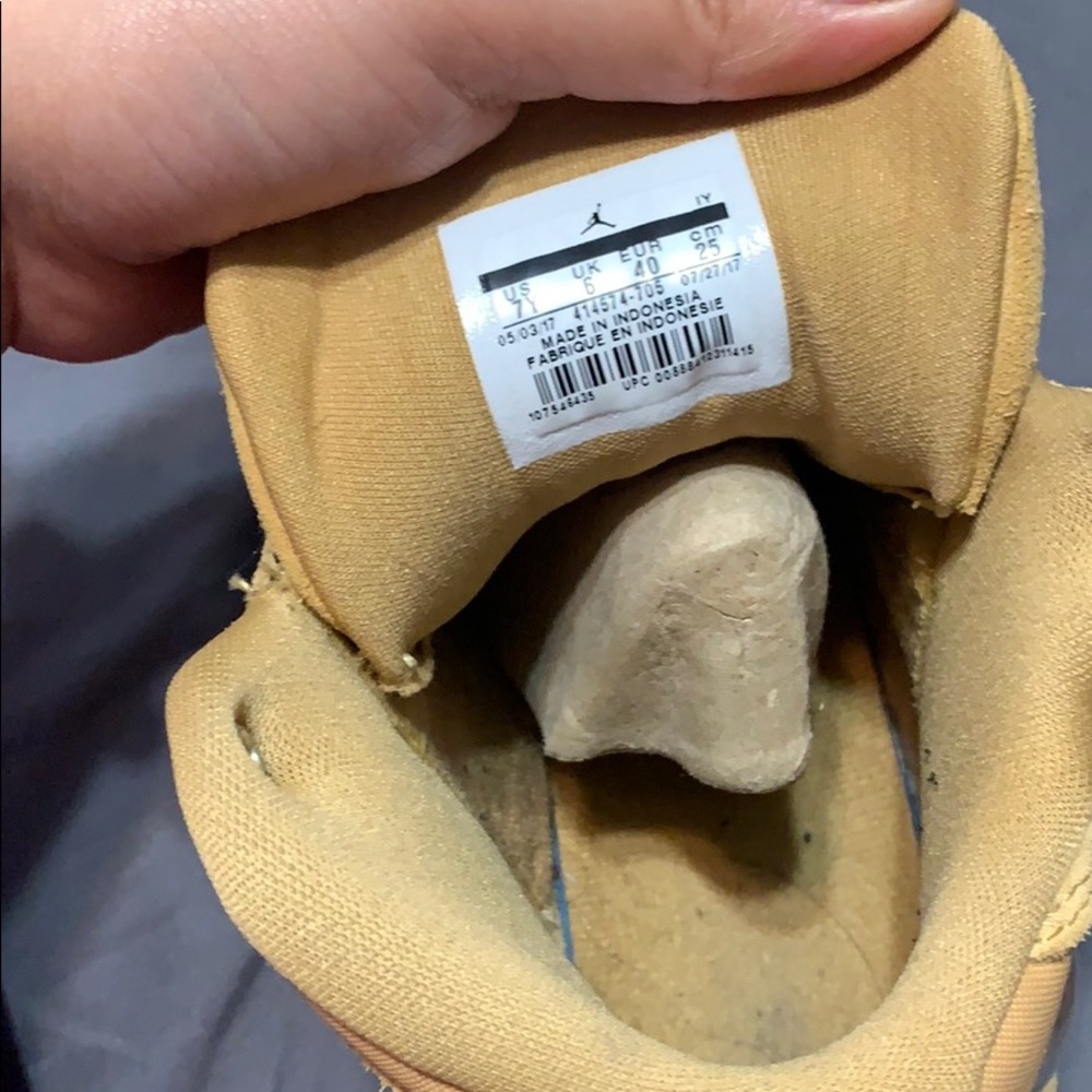 Jordon Retro 13 Wheat Size 7 (no original box) - Picture 4 of 7